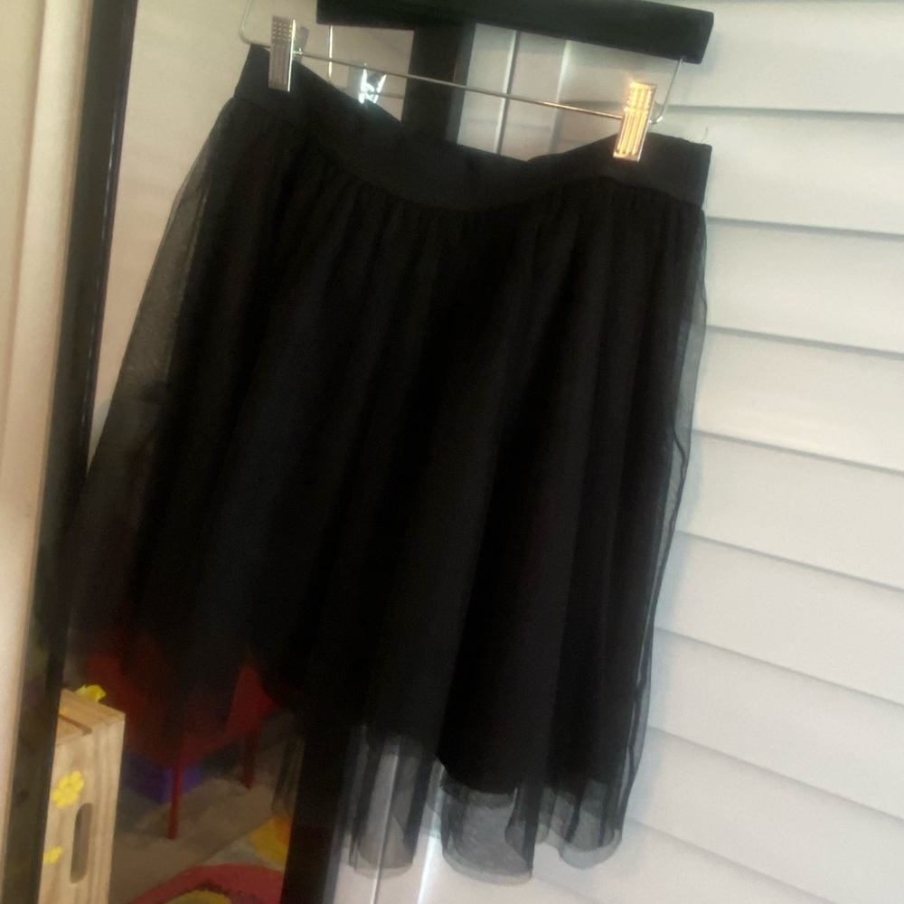Blk sheer skirt